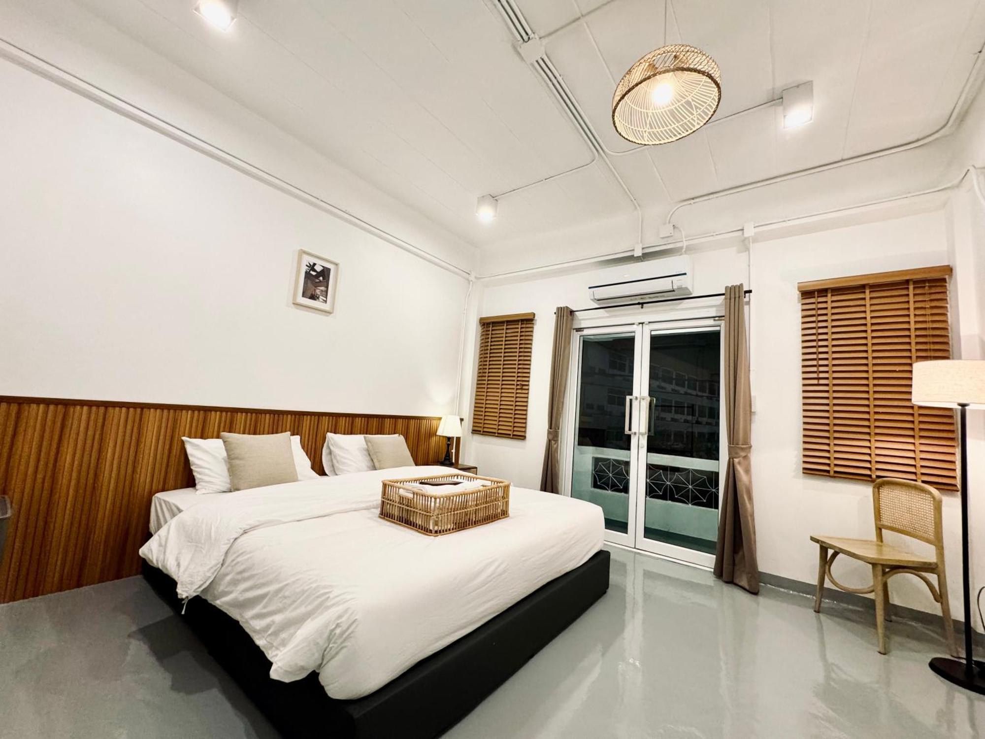 Momento Hotel And Cafe Khon Kaen Exterior foto